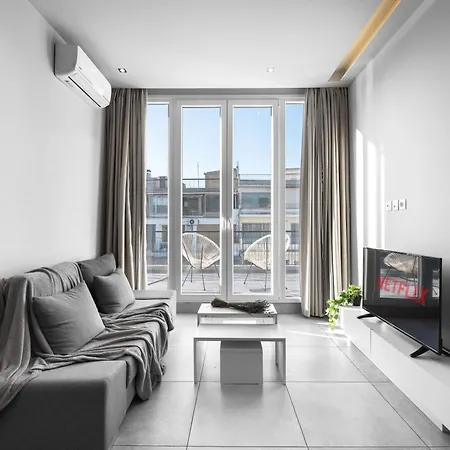 Penthouse Apartments, The Luxury * סלוניקי